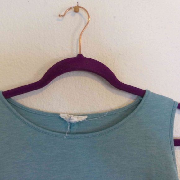 LOFT LOUNGE TOP - Picture 3 of 7